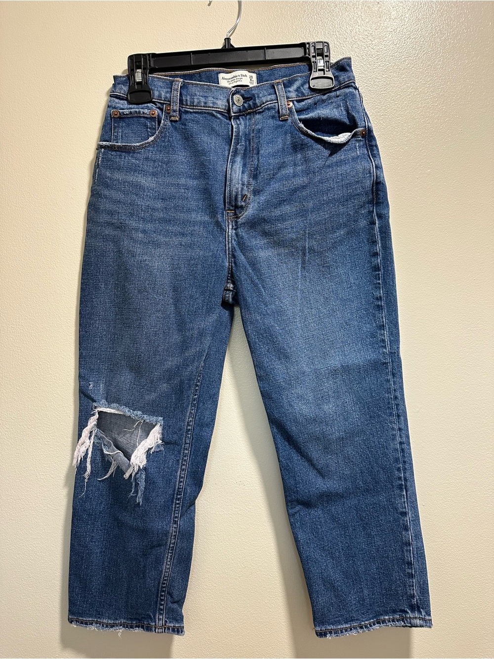 Women’s Abercrombie & Fitch Ultra High Rise Ankle Straight Distressed Jeans